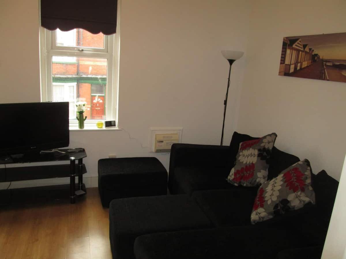 East Coast Apartments First Floor 2 Bed Apartment All Towels And Sheets Supplied Bridlington Bagian luar foto
