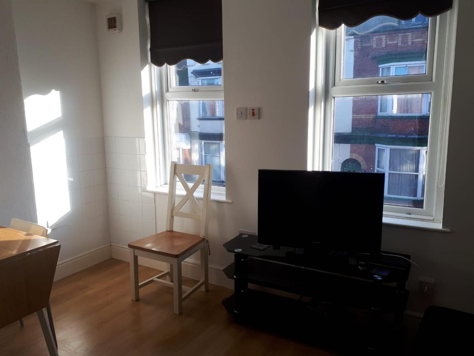 East Coast Apartments First Floor 2 Bed Apartment All Towels And Sheets Supplied Bridlington Bagian luar foto