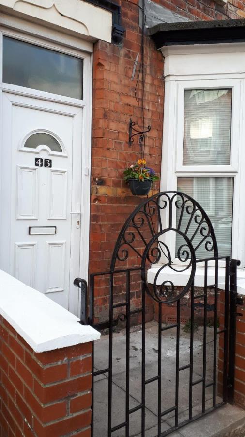 East Coast Apartments First Floor 2 Bed Apartment All Towels And Sheets Supplied Bridlington Bagian luar foto