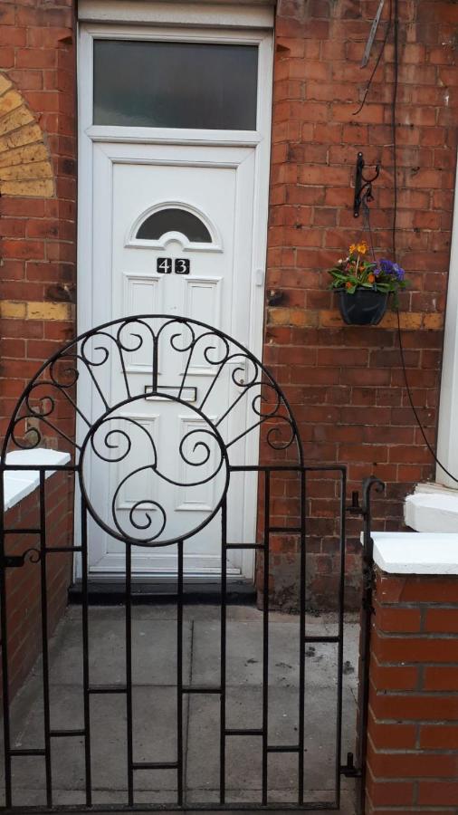 East Coast Apartments First Floor 2 Bed Apartment All Towels And Sheets Supplied Bridlington Bagian luar foto
